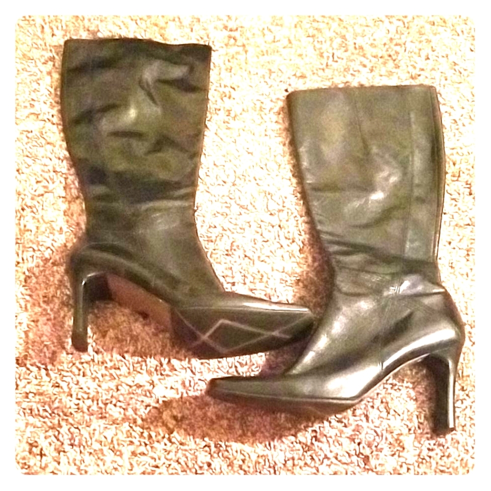 Nine West high heeled Black Boots size 10M